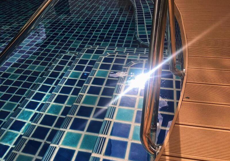 فندق Ingnaam