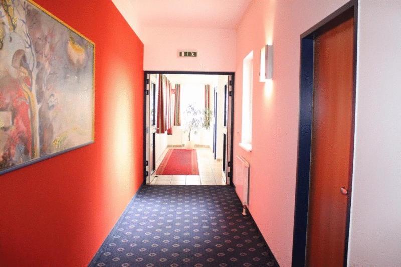 호텔 Servus Europa Suben