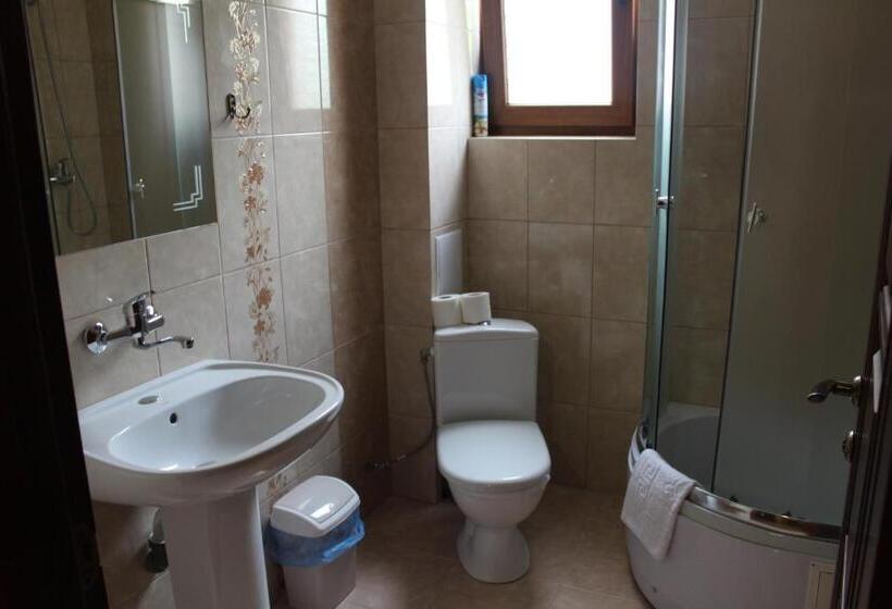 בית מלון כפרי Sukhoviia