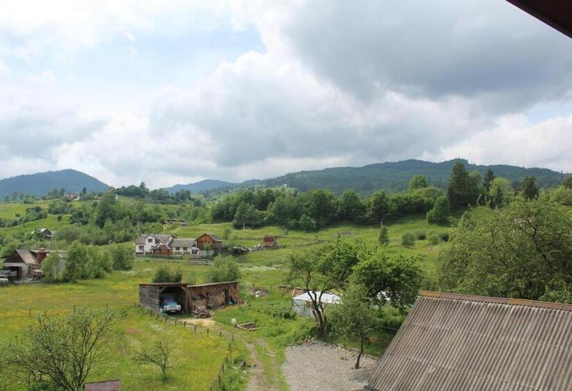 בית מלון כפרי Sukhoviia