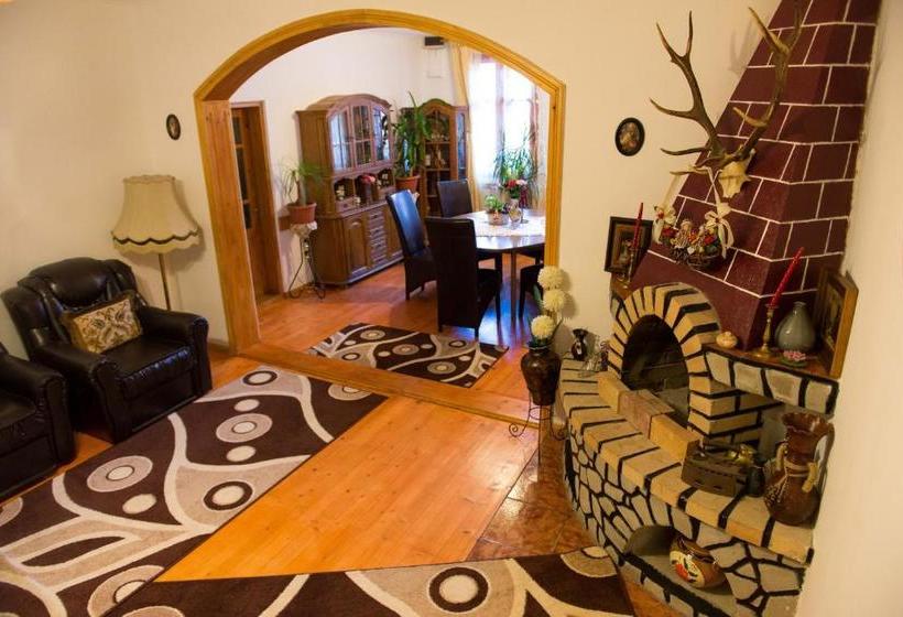 پانسیون Casa Andreea