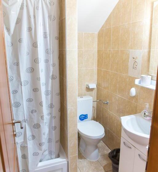 پانسیون Casa Andreea