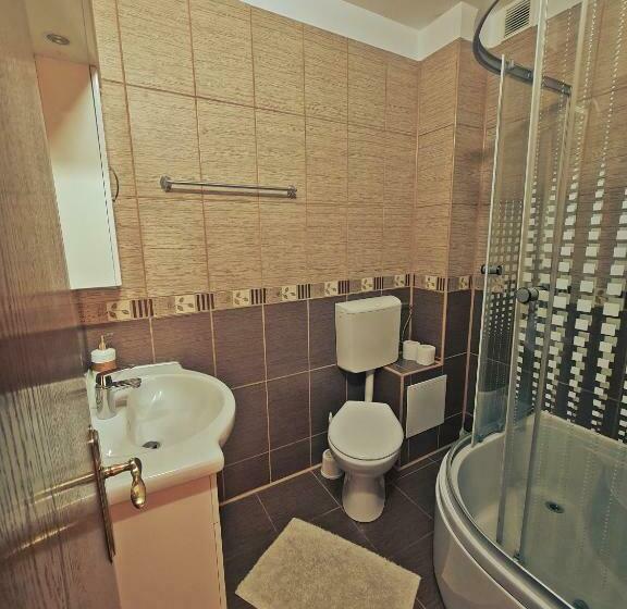 پانسیون Casa Leu