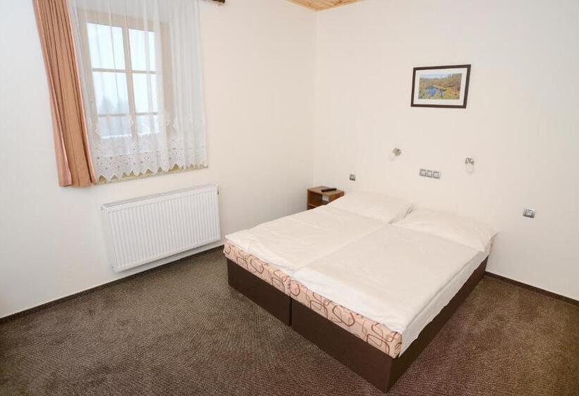 پانسیون Ea Horský Hotel Hájenka