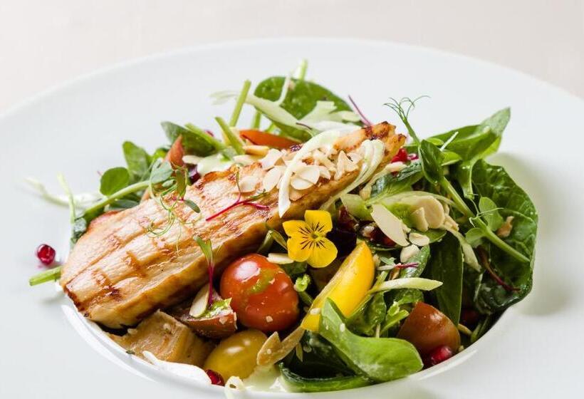 אתר נופש Apollo Wellness Club