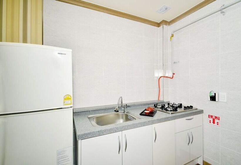 渡假胜地  Sungbochon Youth Hostel   Hostel