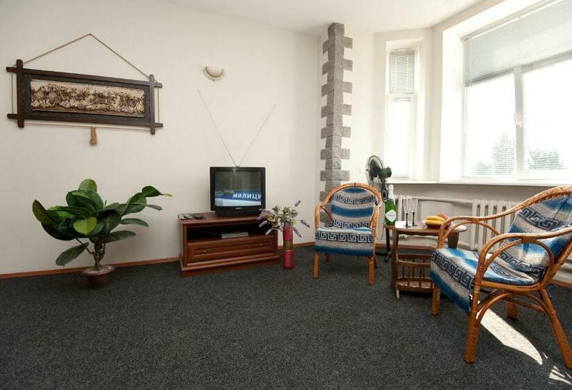 הוסטל Apart Hotel Parasolka