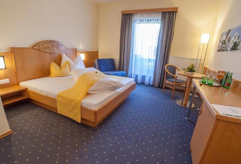 호스텔 Gasthof Mauthner Zum Kirchenwirt