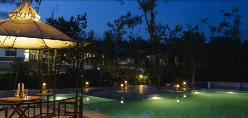Eka Resort