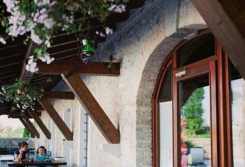 فندق Agriturismo Mulino Delle Tolle