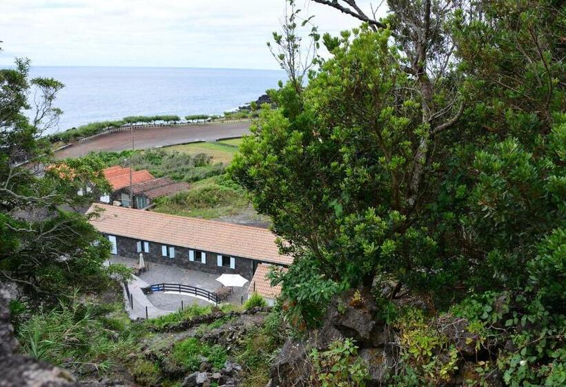 ホテル Casa Dos Botes   Whaleboat House Ter