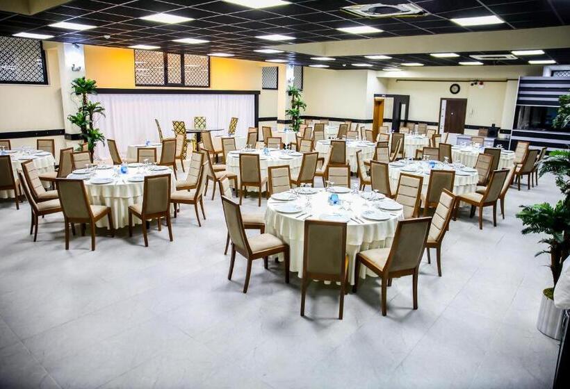 호텔 Emsa Palace