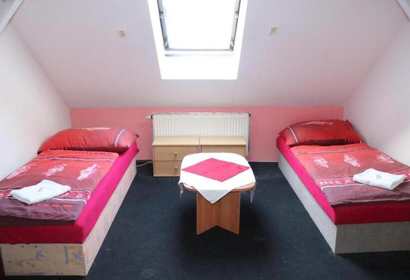 בית מלון כפרי U Nádraží Lanžhot