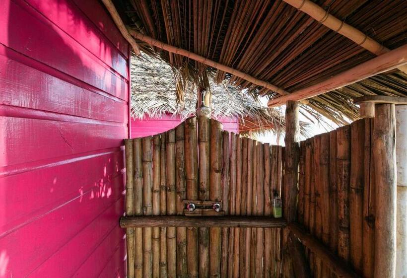 ホテル Urraca Monkey Island Eco Resort