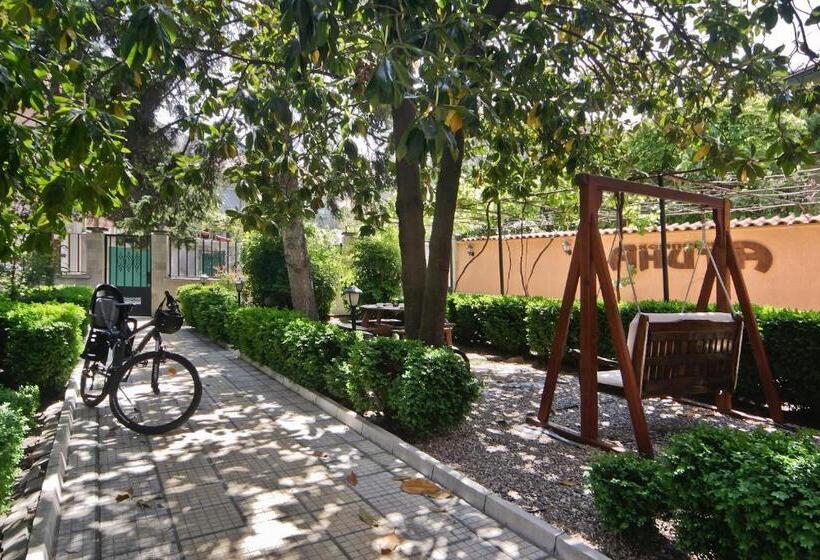 פנסיון Anita Guest House & Relax