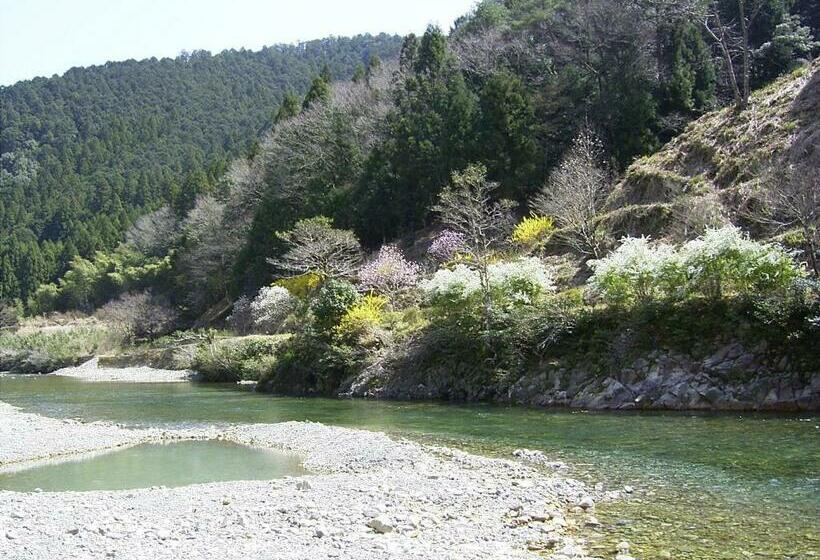 بنسيون Ashita No Mori