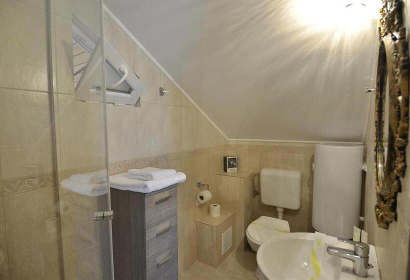 پانسیون Casa Marina