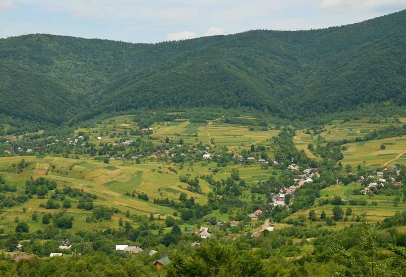 פנסיון Teremok Guest House