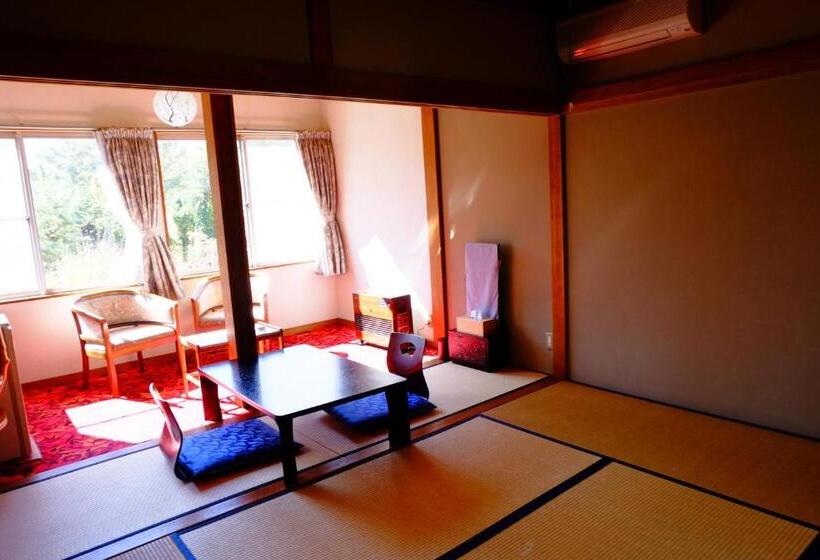 Ryokan Fujitomita