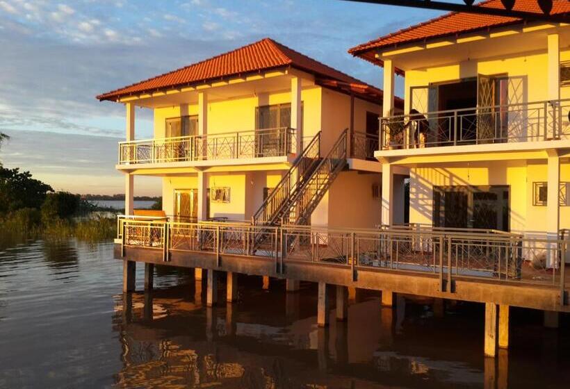 مبيت وإفطار Le Kroma Villa