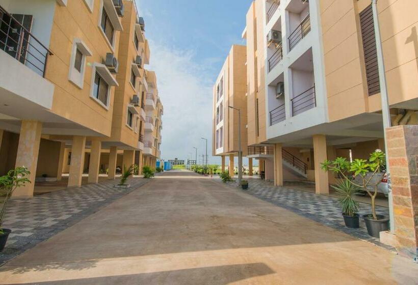 Budget Inn Service Apartments   Tiger Plaza