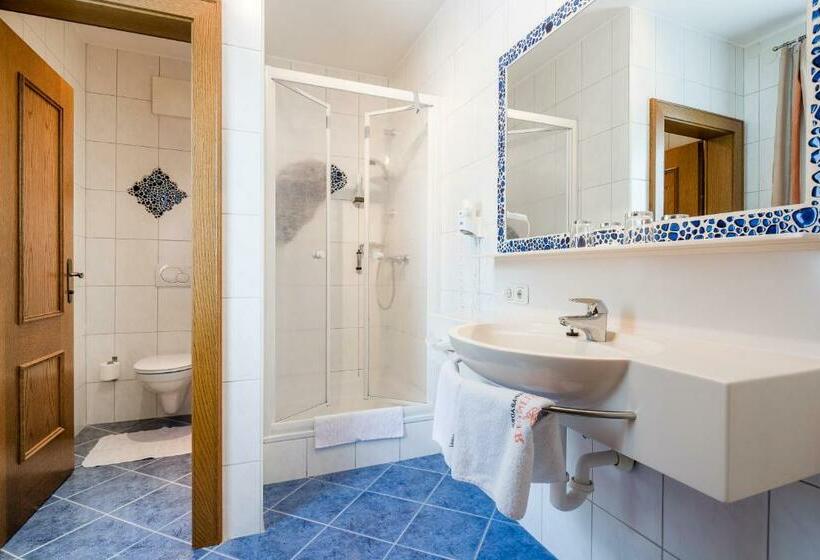 ホテル Gasthof Gierlinger