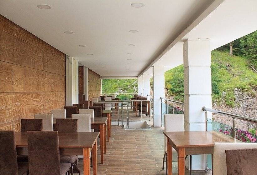 هتل Green Valley Savsat