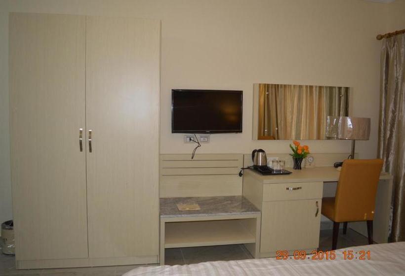 ホテル Pacific, Lda