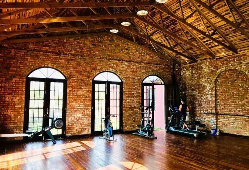 בית מלון כפרי The Duke Of Bedford