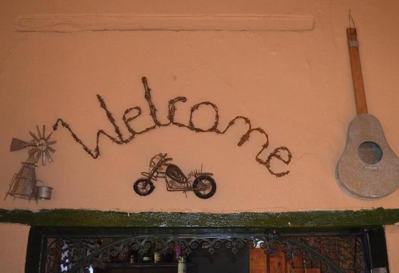 بنسيون 3 Darling Street Guest House
