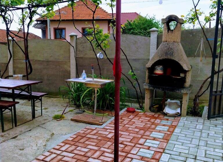 پانسیون Casa Andreea