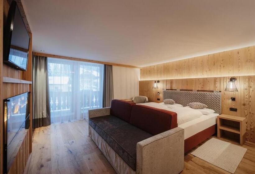 ホテル Albergo Posta Pederoa