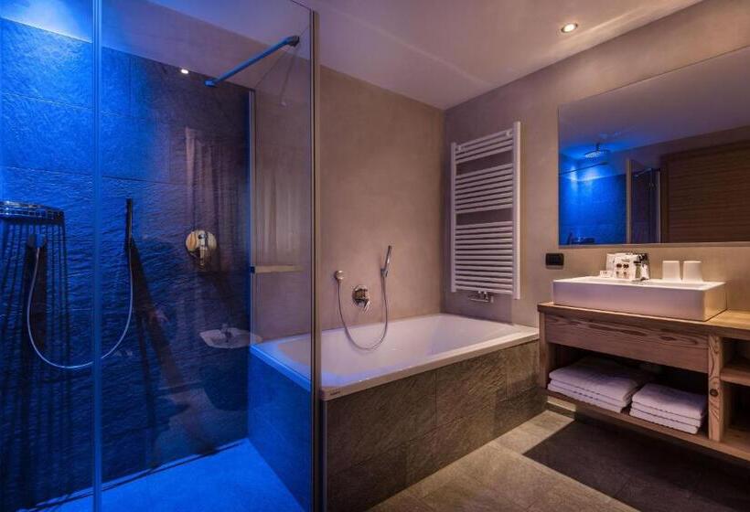 ホテル Albergo Posta Pederoa