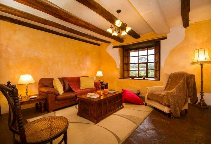 فندق Hacienda San Agustin De Callo