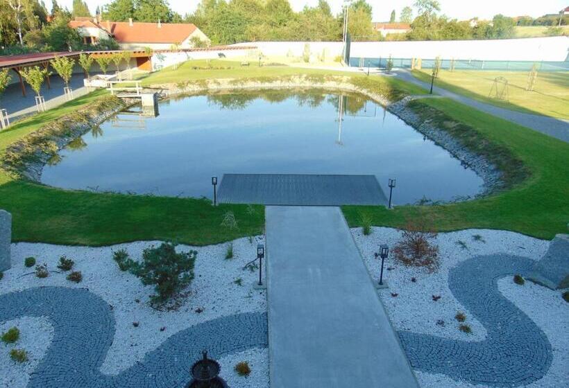 בית מלון כפרי Panství Dlouhá Lhota