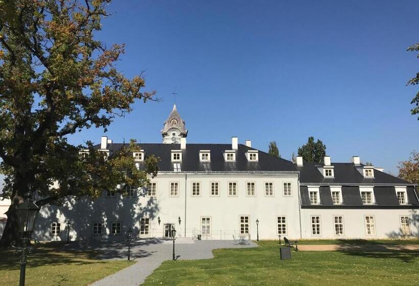 בית מלון כפרי Panství Dlouhá Lhota