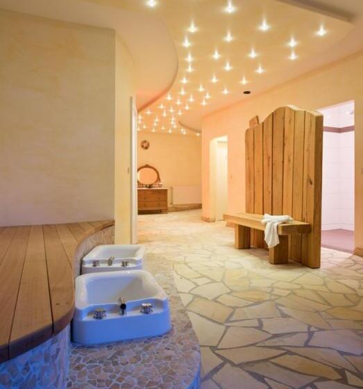 ホテル & Restaurant Krone