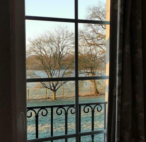 مبيت وإفطار Chambres D'hôtes Les Châtelains