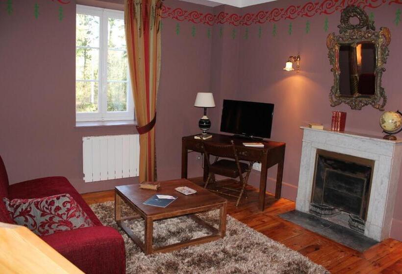 مبيت وإفطار Domaine Des Grands Cèdres