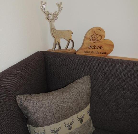 Bed and Breakfast Ferienwohnungen Schöbringer