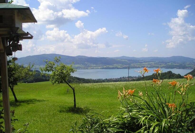 Bed and Breakfast Ferienwohnungen Schöbringer