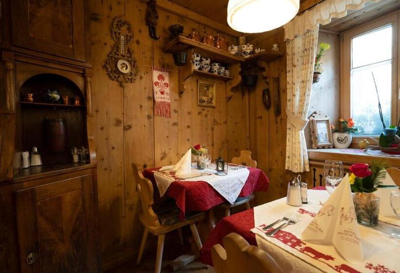 ホテル Crusch Alba Sta Maria