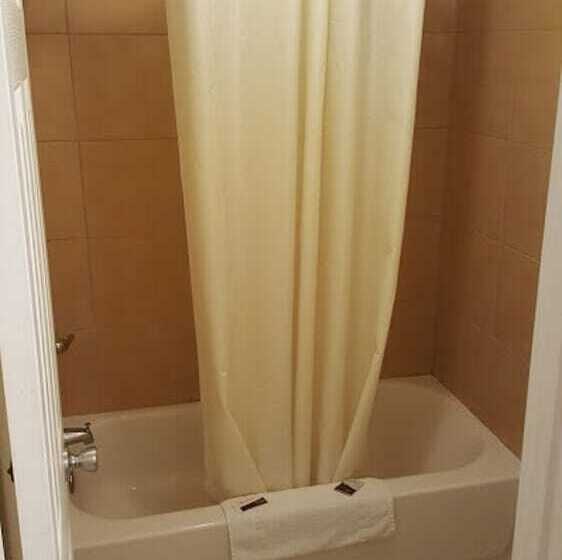 모텔 Cedar Creek Inn