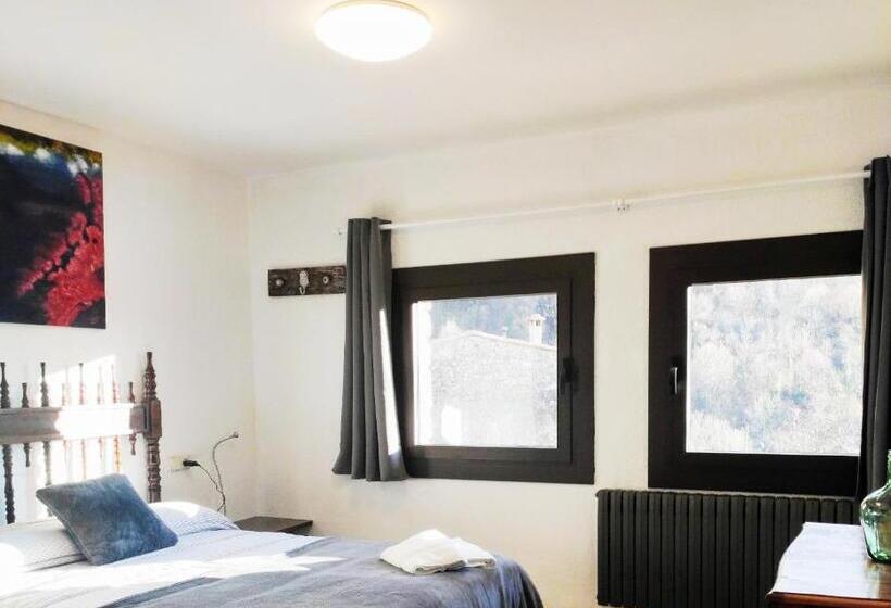 پانسیون Hostal Moliné