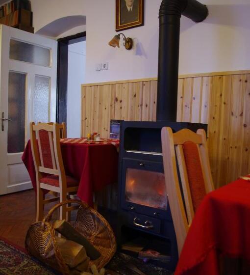 פנסיון Vadszőlő Szálló és Étterem Bakonybél