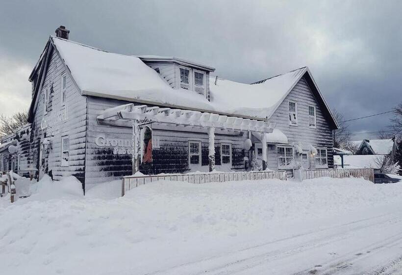 فندق صغير Groundswell Pub & Inn