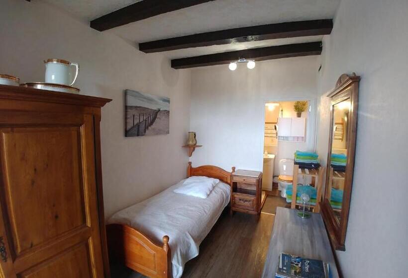 مبيت وإفطار Chambres D Hotes Manoir Le Cristal  Futuroscope à Petit Prix