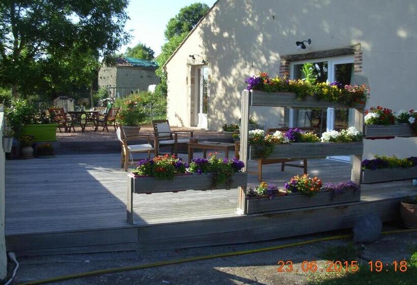 Bed and Breakfast Le Jardin Des Pierres Brunes