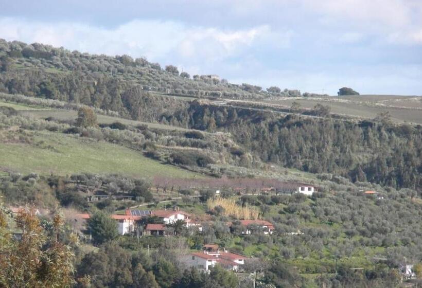 בית מלון כפרי Eco Bio Agriturismo Santacinnara