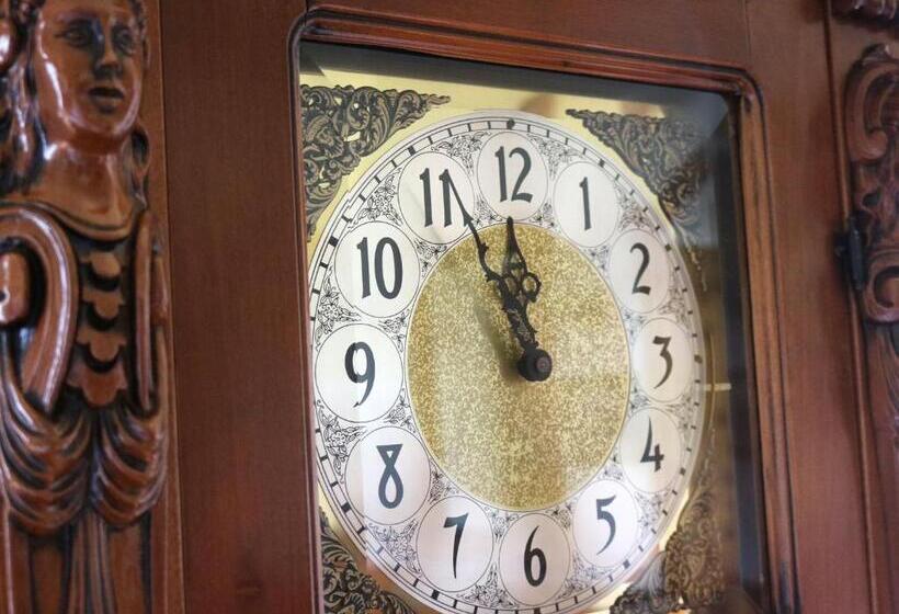 ホテル Schweizerhof Sta Maria